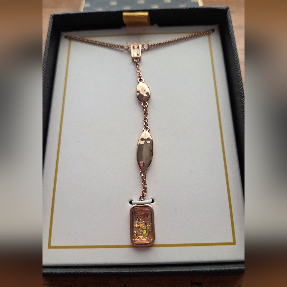 Elegant Rose Gold Necklace with Glittering Pendant